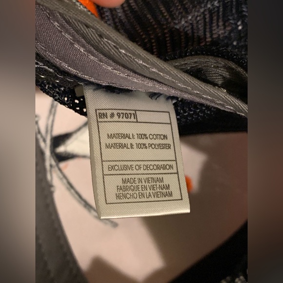 University of Virginia Cavaliers hat - Picture 7 of 7